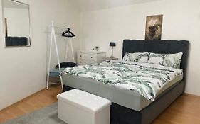EasyStay#2 Cozy Studio in Kliniknähe, mit Netflix,Küche&Bad